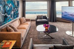 Living Area, Owner's Penthouse Suite (OP), Scenic Eclipse