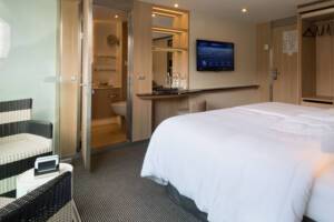 Balcony Suite (BA), Scenic Jewel