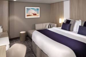 Insdie Stateroom, Celebrity Edge
