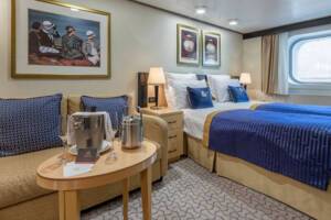Britannia Oceanview Bedroom, Queen Elizabeth, Cunard