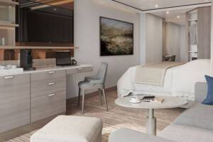 Superior Veranda Suite Living Area