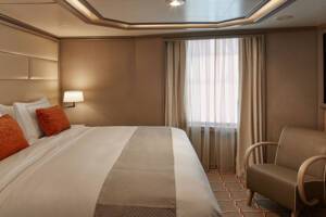 Silver Dawn Grand Suite Bedroom