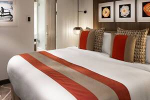 Celebrity Suite bedroom, Celebrity Edge