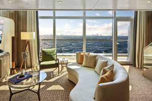 Wintergarden Suite, Living Area, Seabourn Pursuit
