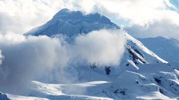 View CruisePuerto Williams to Puerto WilliamsDeal