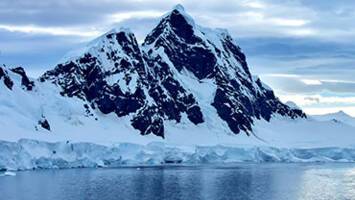 View CruisePuerto Williams to Puerto WilliamsDeal