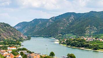 View CruiseDanube Grandeur & Prague from  PragueDeal