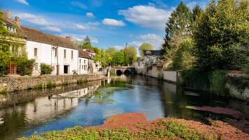 View Cruise2027 5★ All-Inclusive Lyon, Provençal Rhône & CamargueDeal