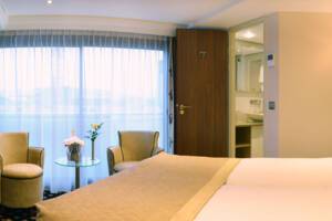 Superior Suite, Diamond Deck, MS Jane Austen, Riviera Travel