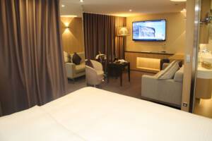 Royal Balcony Suite (R), Scenic Crystal