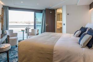Superior Suite, Diamond Deck, MS George Eliot, Riviera Travel