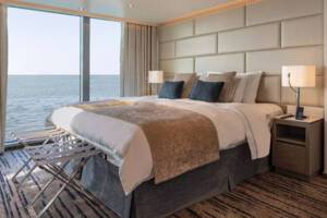 Grand Suite Bedroom