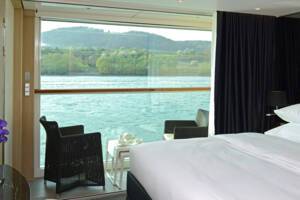Bedroom, Balcony Suite (C), Scenic Jasper