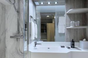 Prime Inside bathroom, Celebrity Millennium