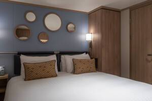 Inside Cabin Bedroom (PC), Arvia