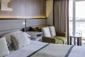 Balcony with Sofa Bedroom, Britannia, P&O Cruises