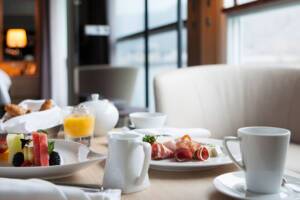 Royal Balcony Suite, In-Suite Dining, Scenic Amber