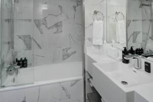 Aqua Class Sky Suite Bathroom, Celebrity Summit
