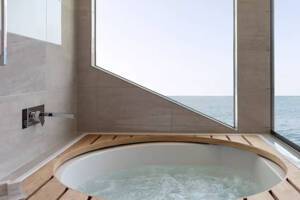 Silver Suite