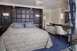 Concierge Suite bedding, Seven Seas Explorer, Regent Seven Seas