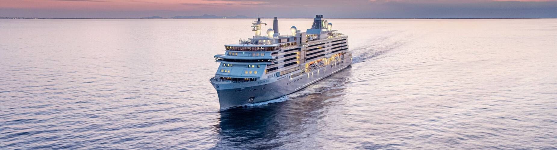 Silver Ray at sea