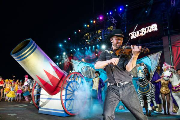Grandstand Show