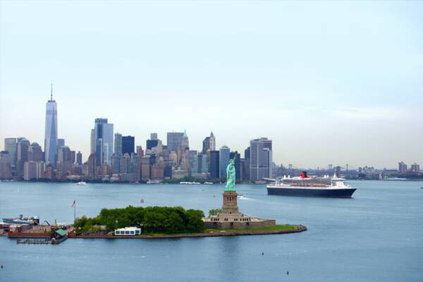 New York QM2