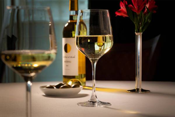 QM2 Wine