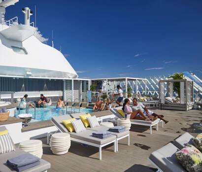 Apex retreat sun deck